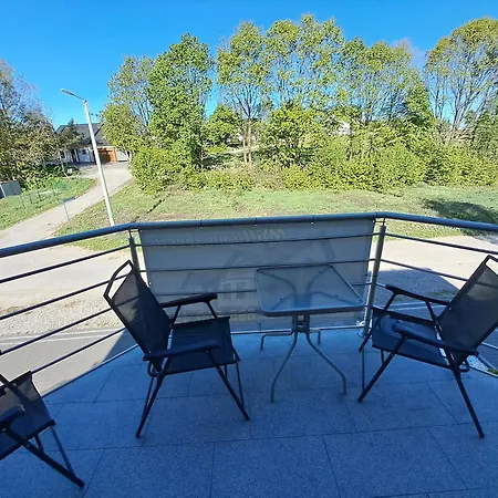 Na Zboczu 흐미엘노