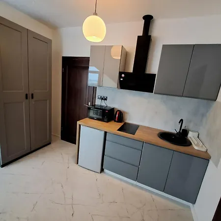 Na Zboczu 3*